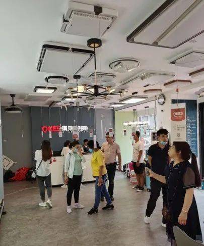 澳克士照明2020年明星導(dǎo)購培訓(xùn)夏令營完美收官